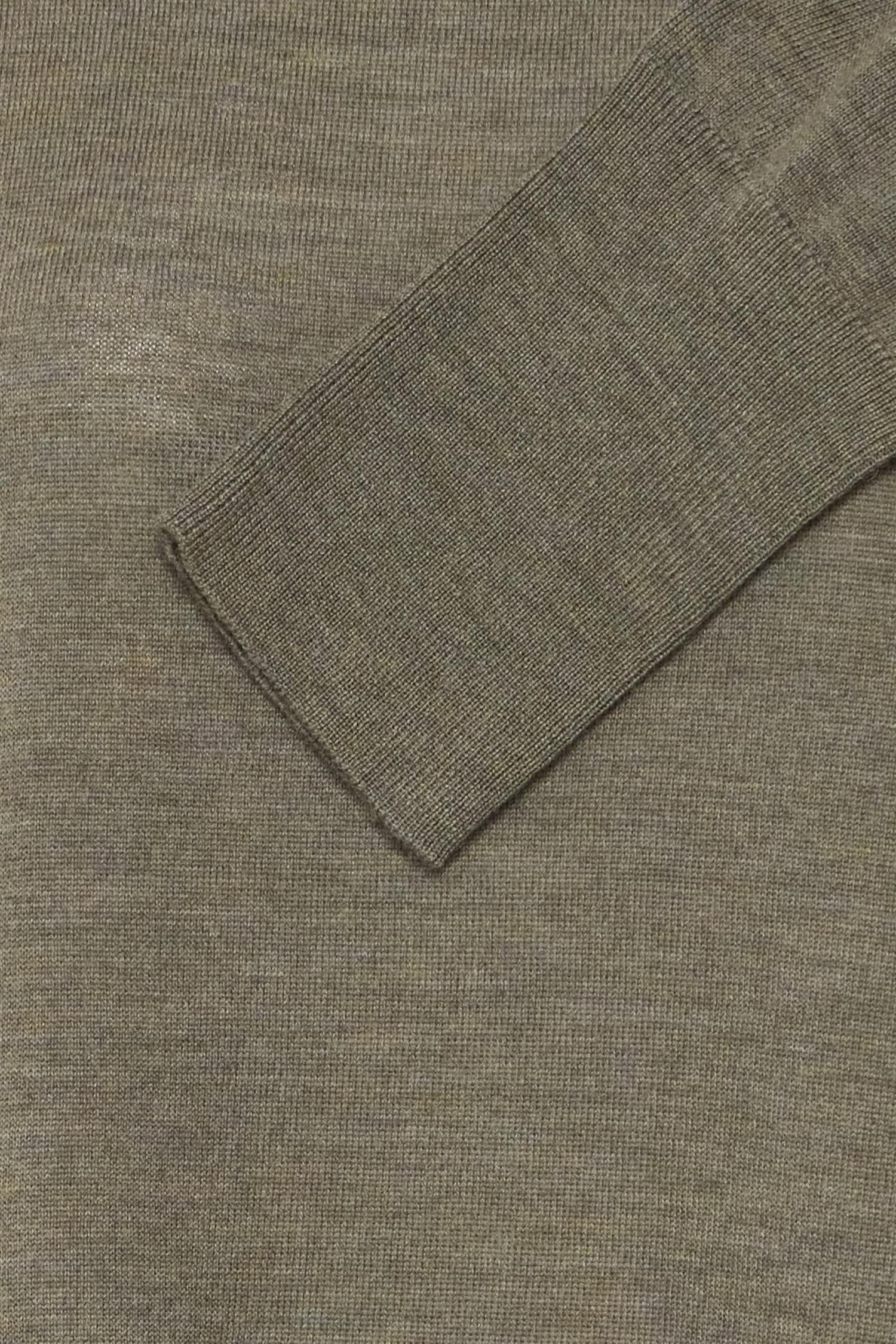 Pzsadie Rollneck Grape Leaf Melange