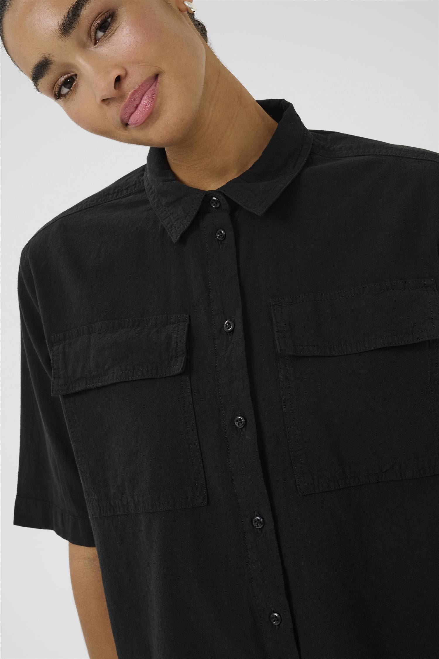 KAnaya Liah Shirt Black Deep