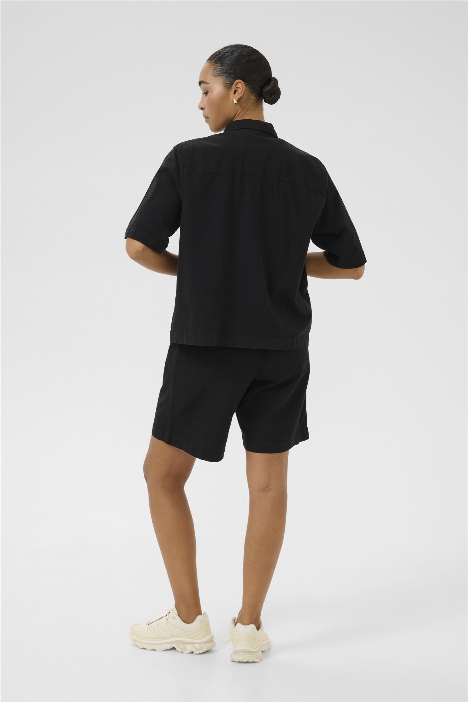 KAnaya Liah Shirt Black Deep