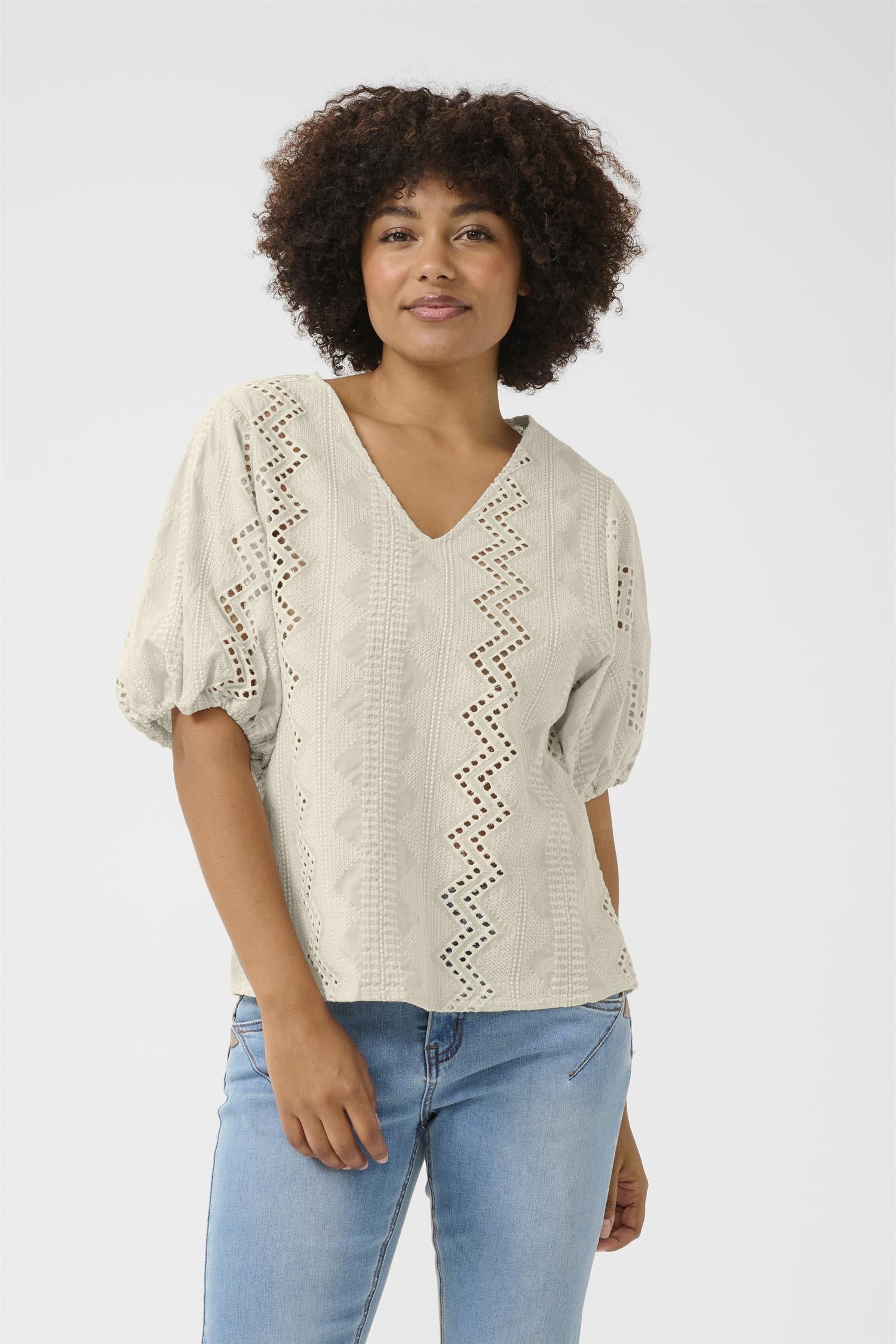 CRBrielle Blouse Perfectly Pale