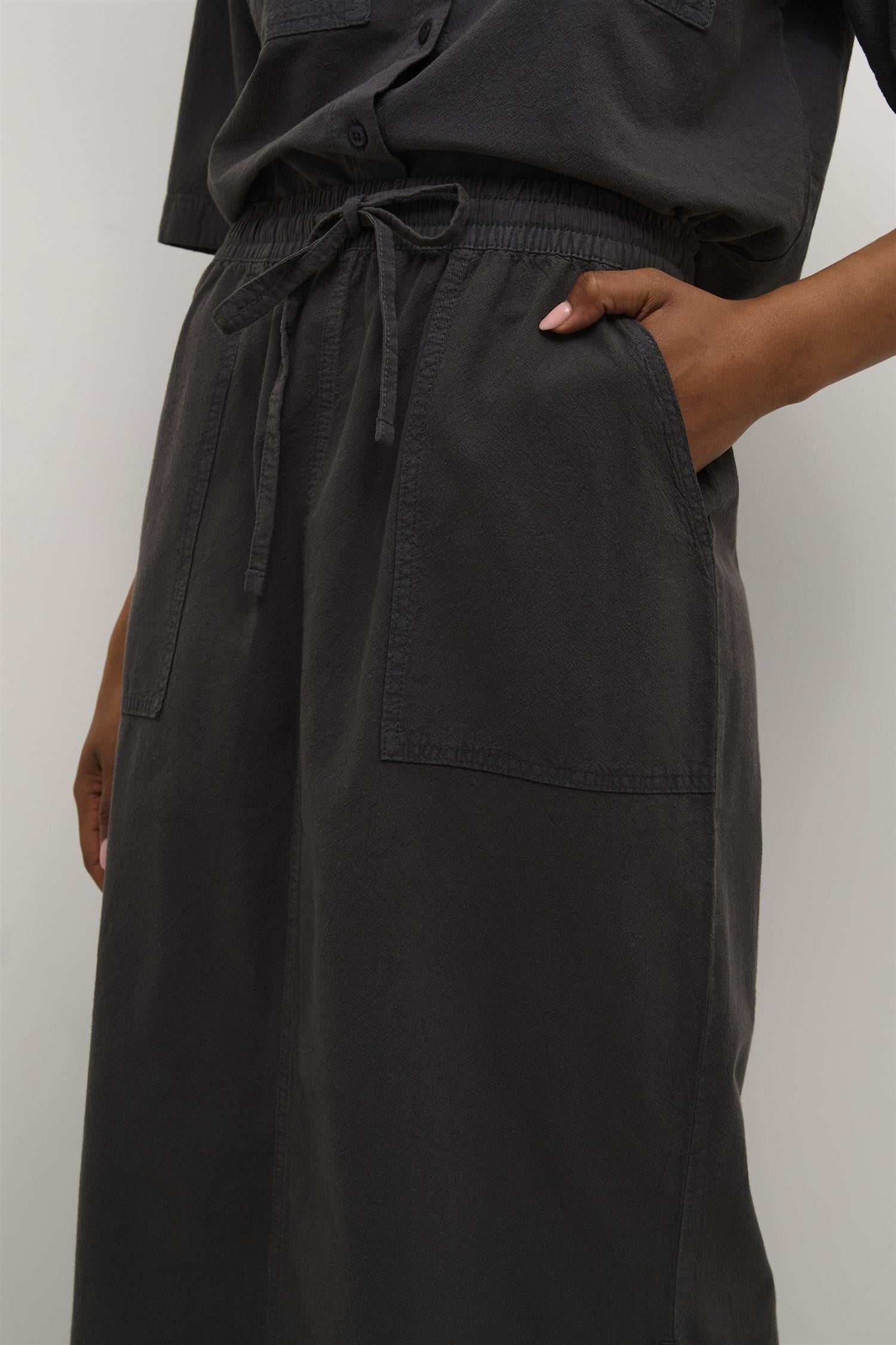 KAnaya Liah Skirt Black Oyster