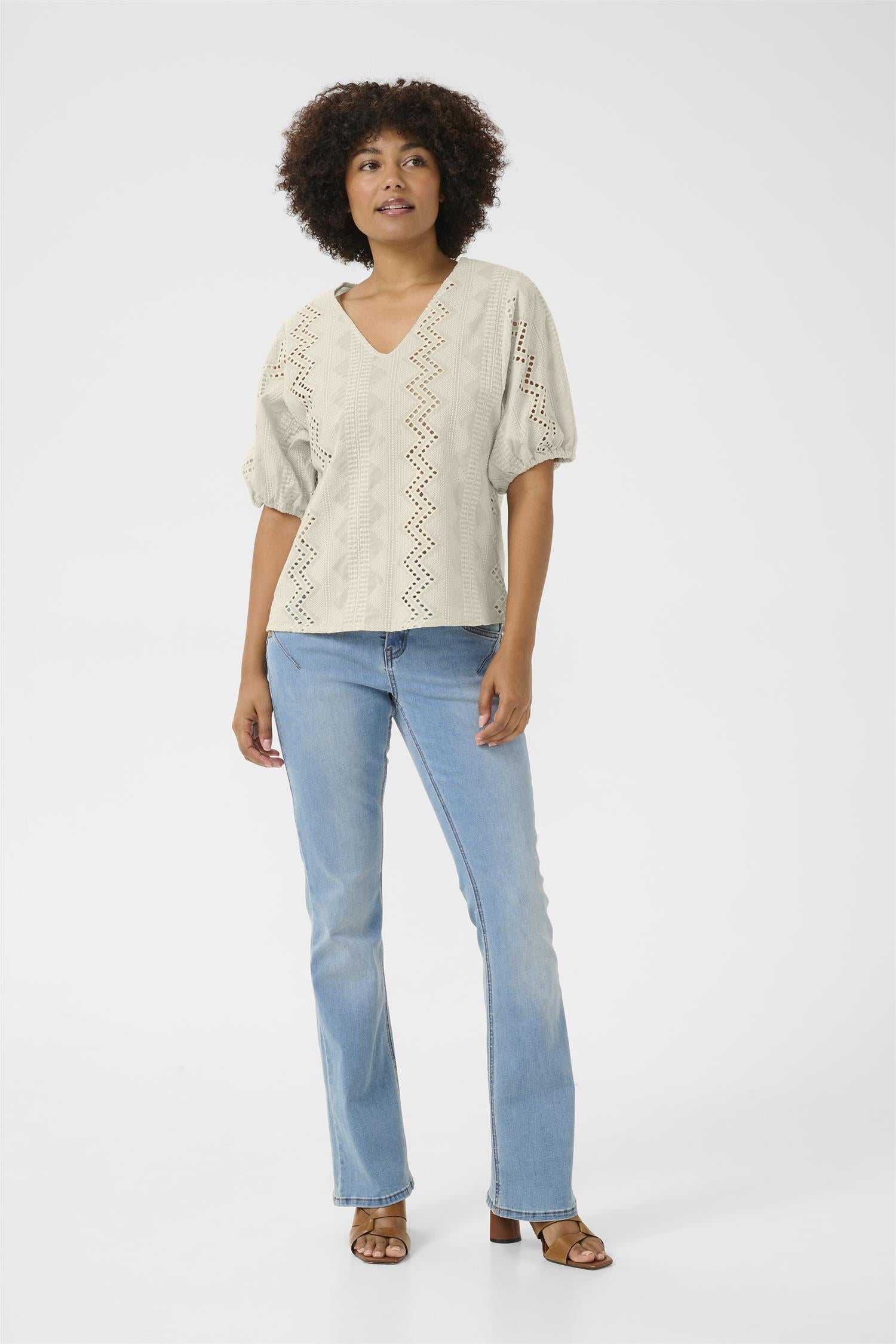CRBrielle Blouse Perfectly Pale