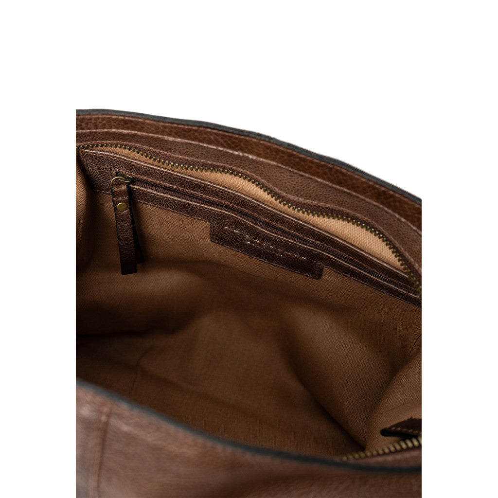 Luzia Small