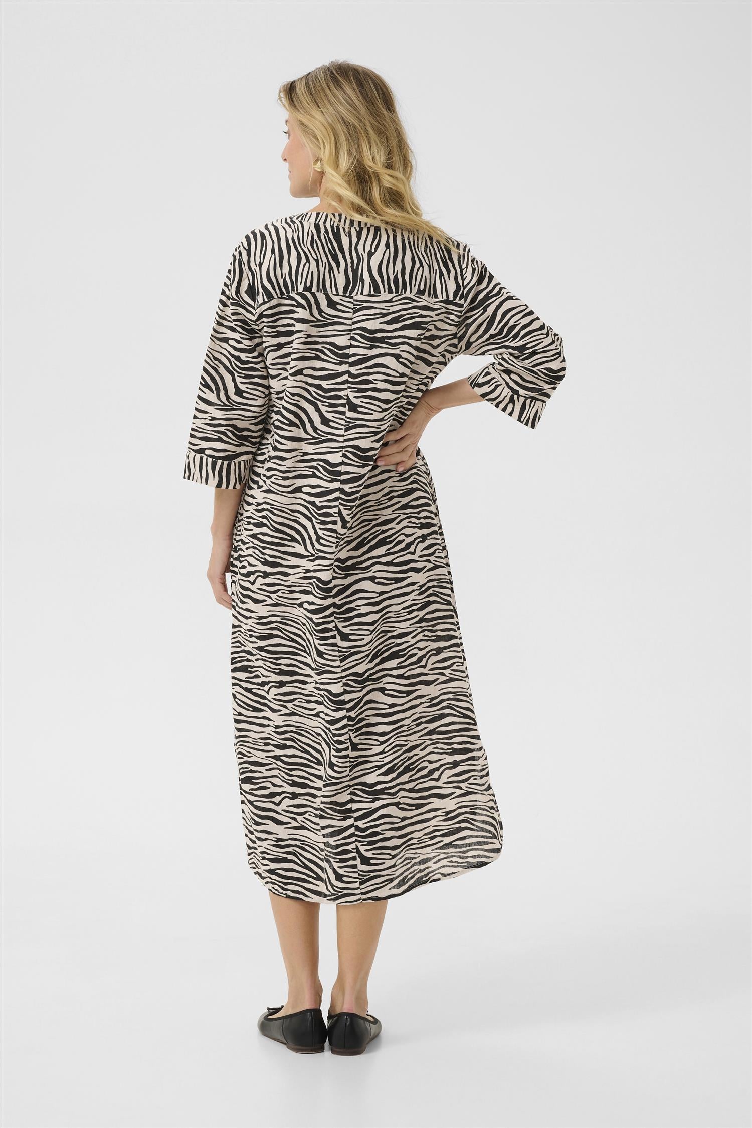 CRBellis Caftan Dress Monochrome Animal