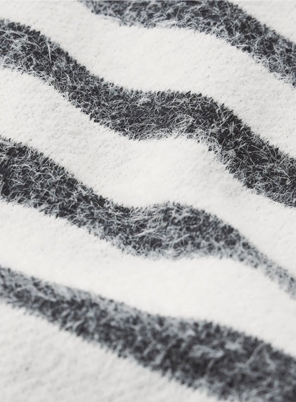 STRIPED featheryarn shape Marine