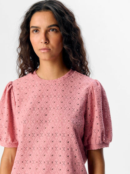 OBJLAILA S/S RE TOP NOOS Lyserosa