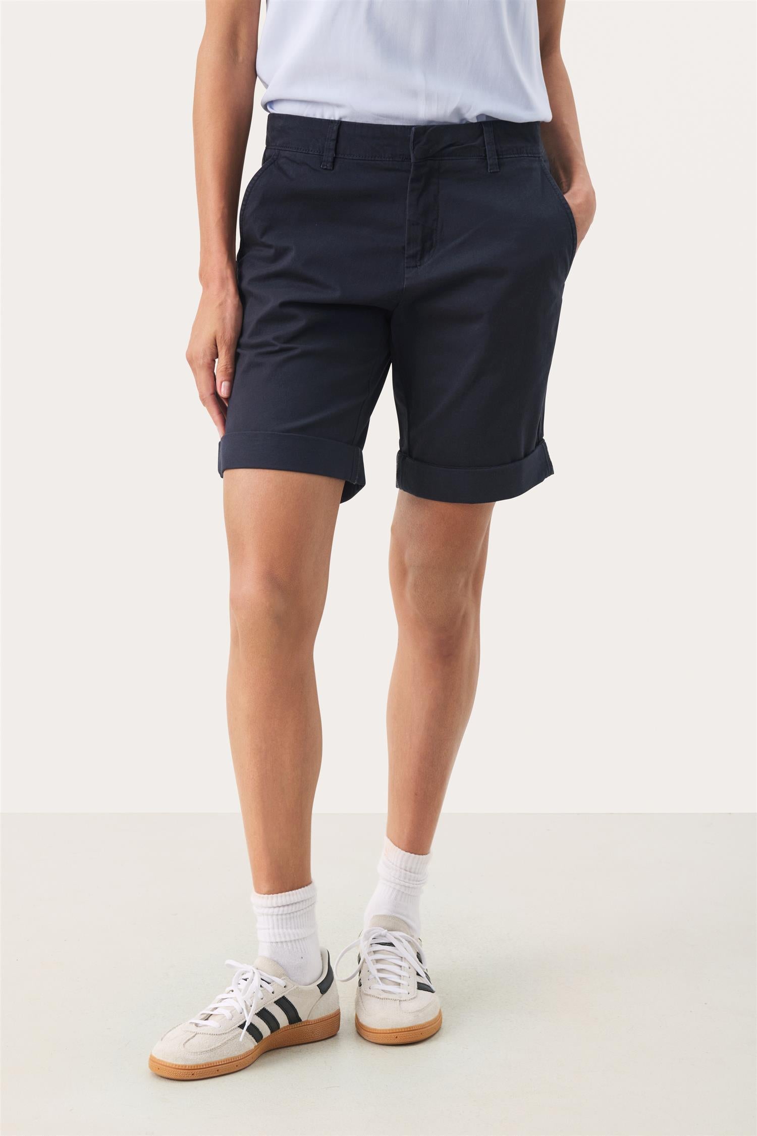 Hanijanpw Sho Dark Navy