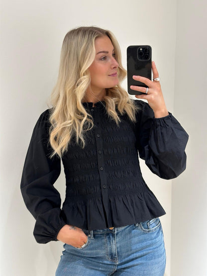 VMEMERY LS O-NECK SMOCK TOP WVN EXP SB3 Sort