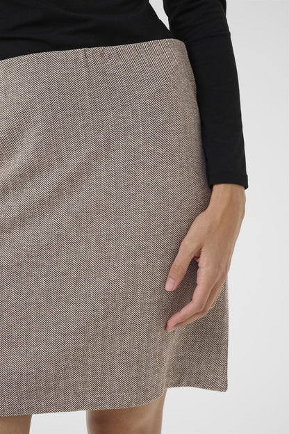 Corinnepw Sk Garnache Herringbone
