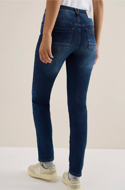 Scarlett straight Medium Blue Denim