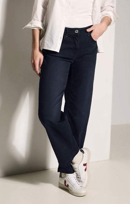 Neele Blue black Blå