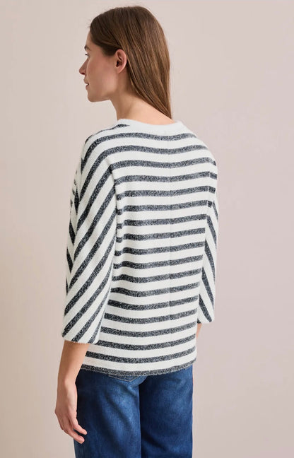 STRIPED featheryarn shape Marine