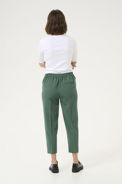 KAsakura Cropped Pants