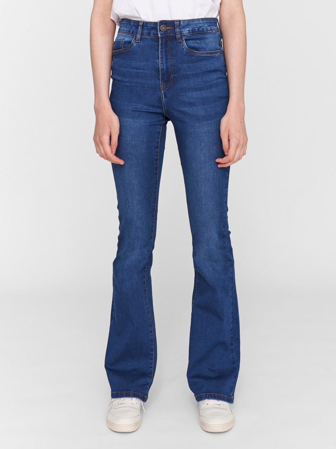 NMSALLIE HW FLARE JEANS VI021MB NOOS Blå