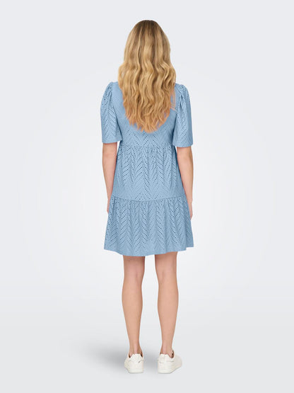 JDYCARLA CATHINKA S/S DRESS JRS NOOS Lyseblå