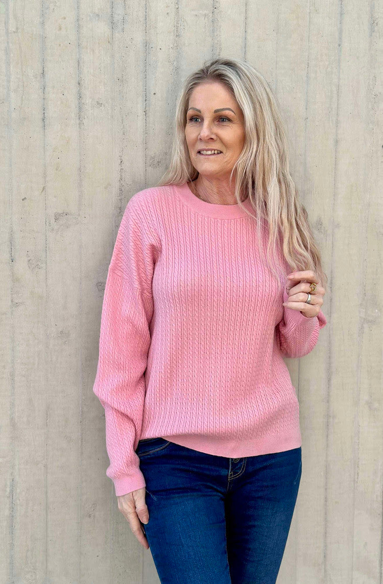 MAJA GENSER Rosa
