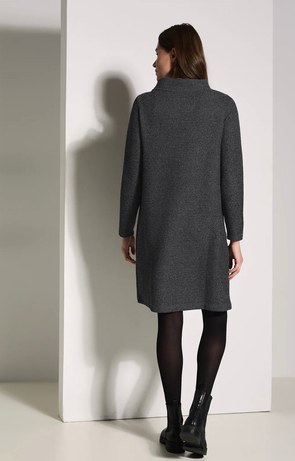BOUCLE DRESS Svart