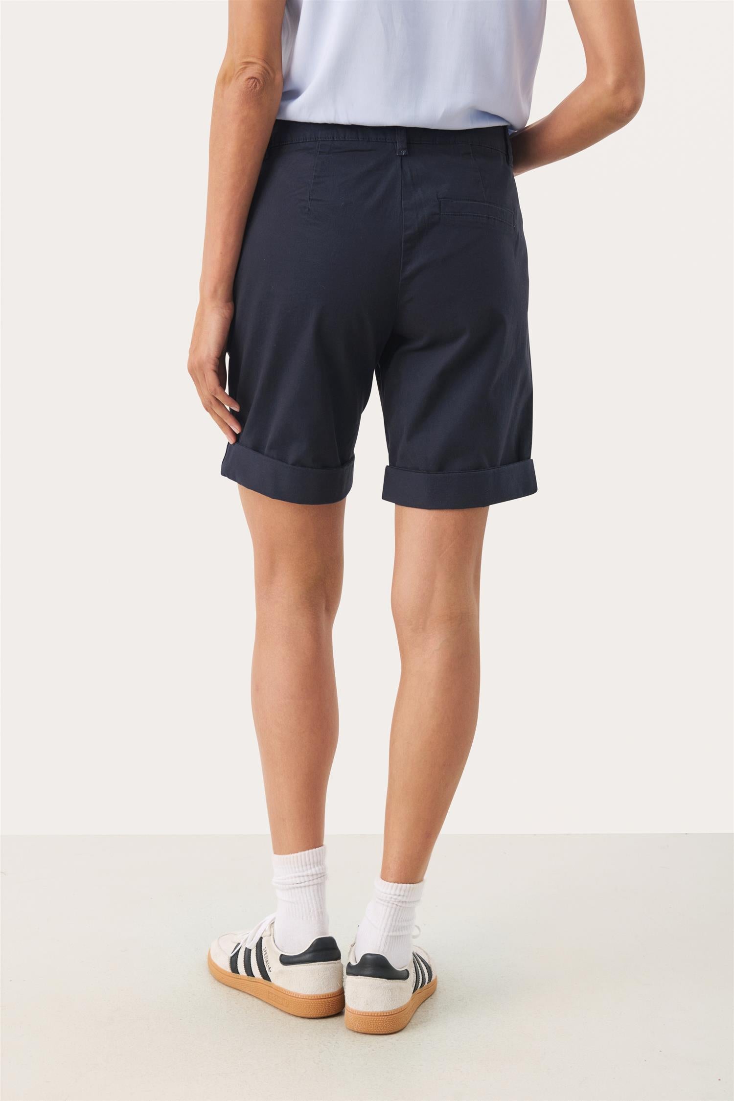 Hanijanpw Sho Dark Navy