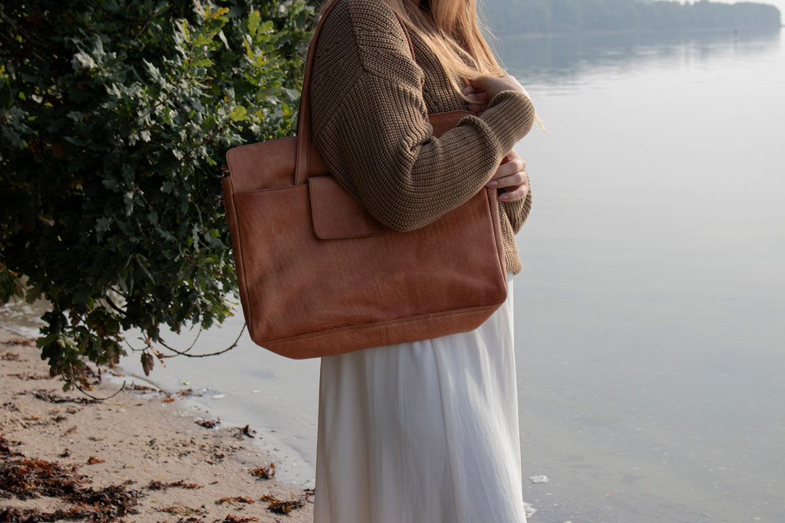 EVIA URBAN Walnut