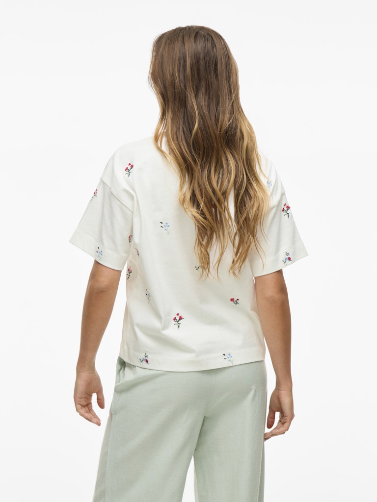 VIMONIE FLOWER EMB S/S O-NECK Klar Hvit