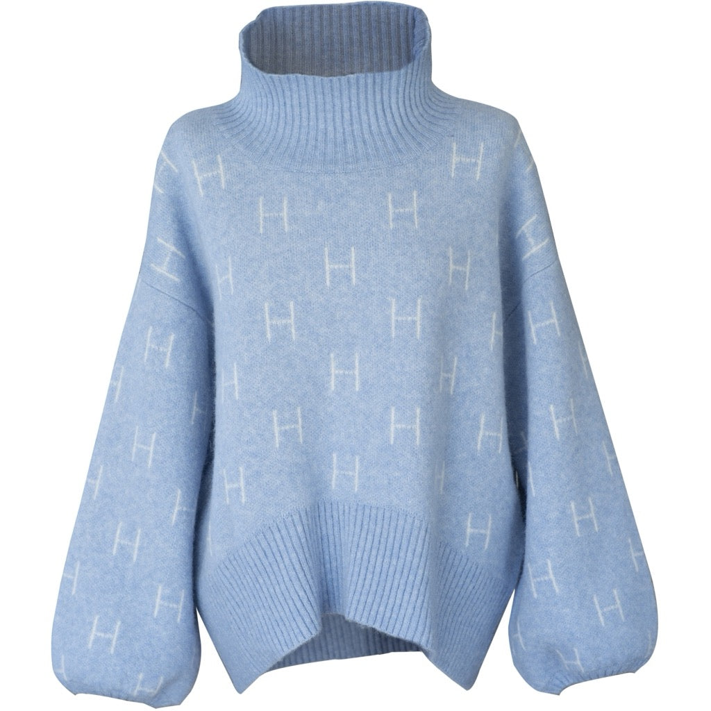 Fam Sweater Short Lyseblå