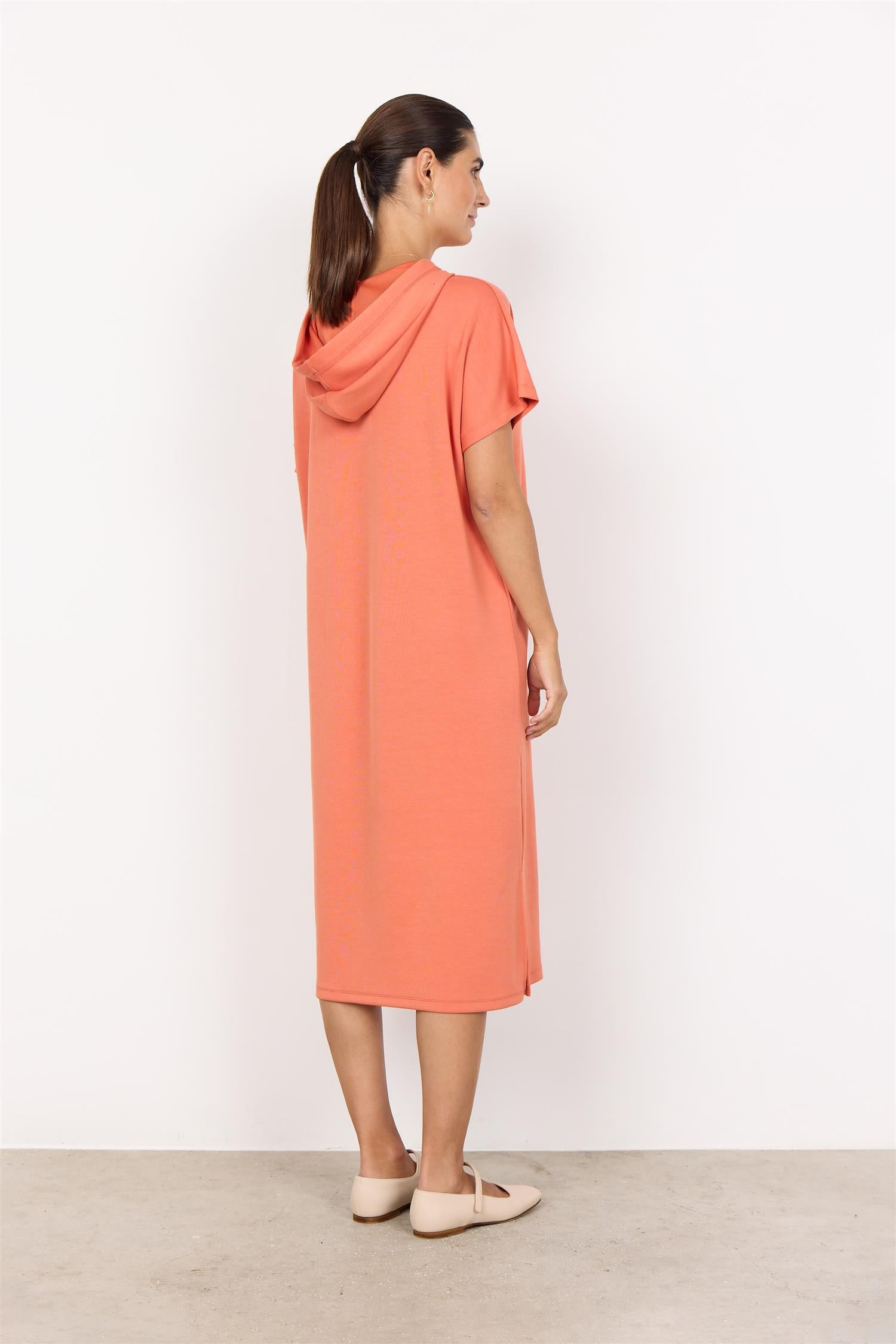SC-BANU 232 Coral