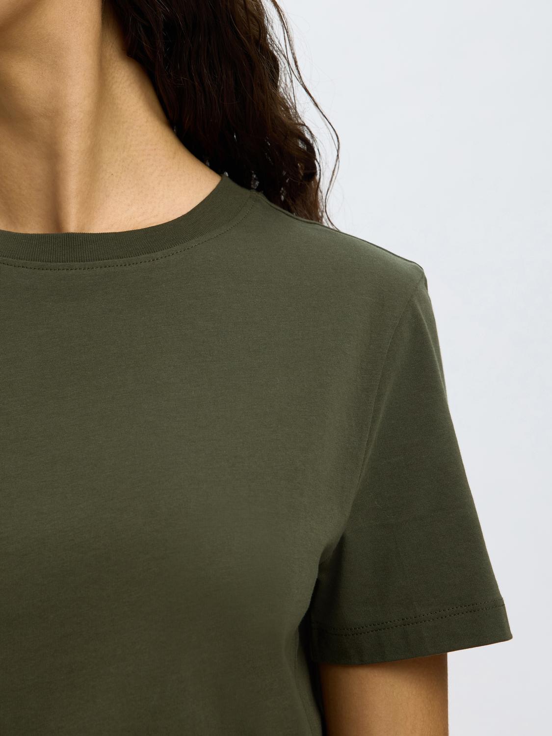 Slfmyessential Ss O-Neck Tee Noos Mørkegrønn
