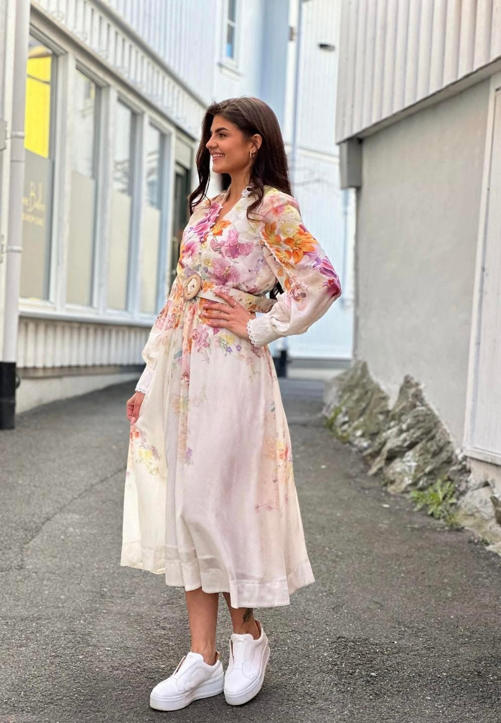 VERINA KJOLE LANG Gul