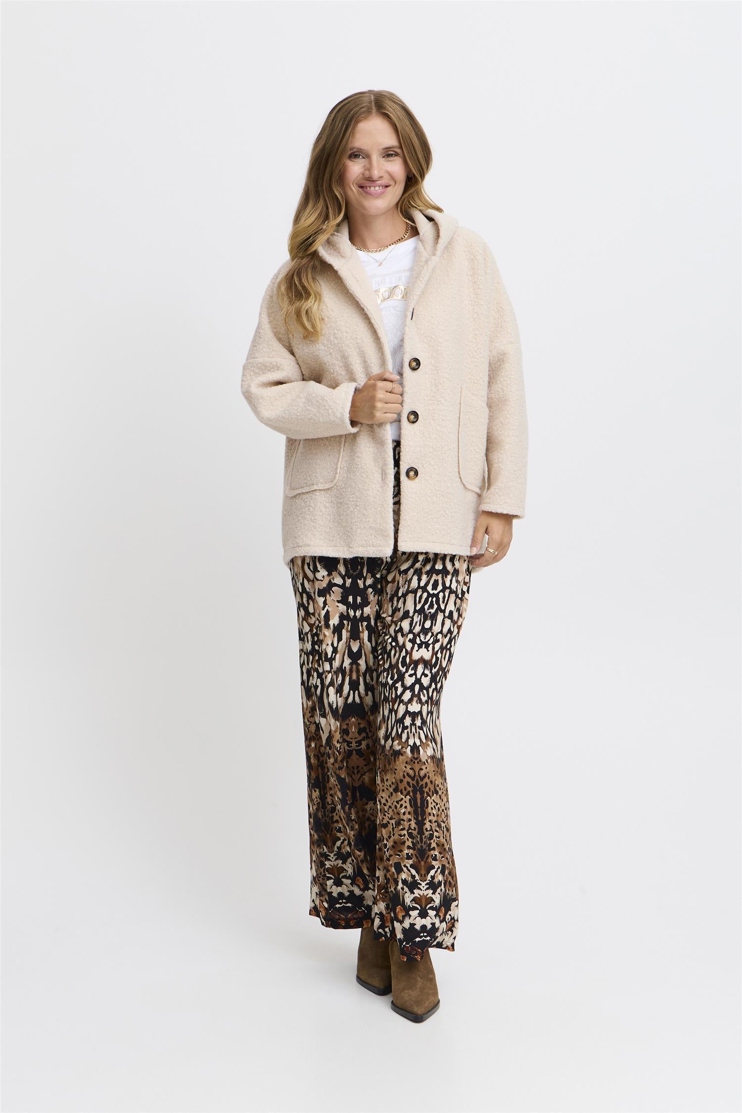Sbcember Jacket Sandshell