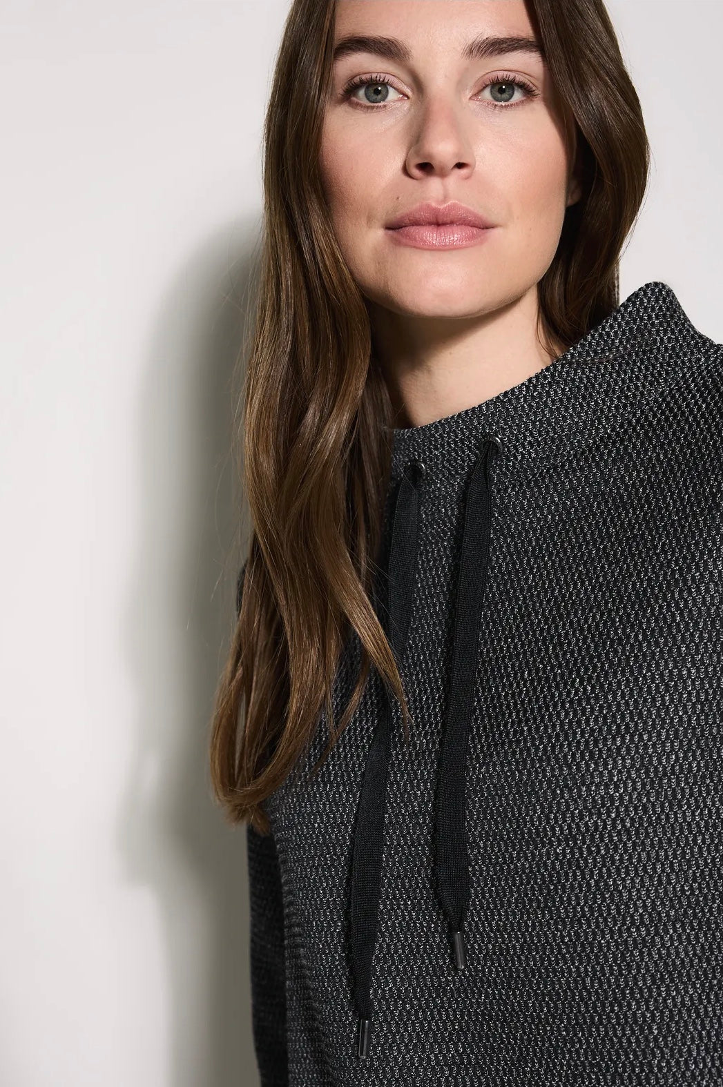 BOUCLE DRESS Svart