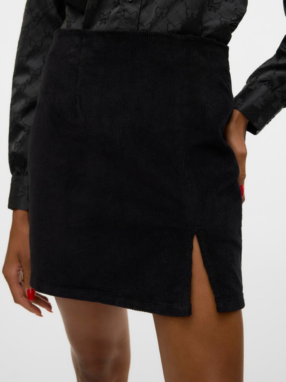 VMLULA NELLY HR SHORT CRDRY SKIRT NOOS Sort