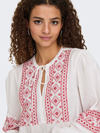 JDYLULU L/S EMBROIDERY SHIRT WVN Cloud Dancer