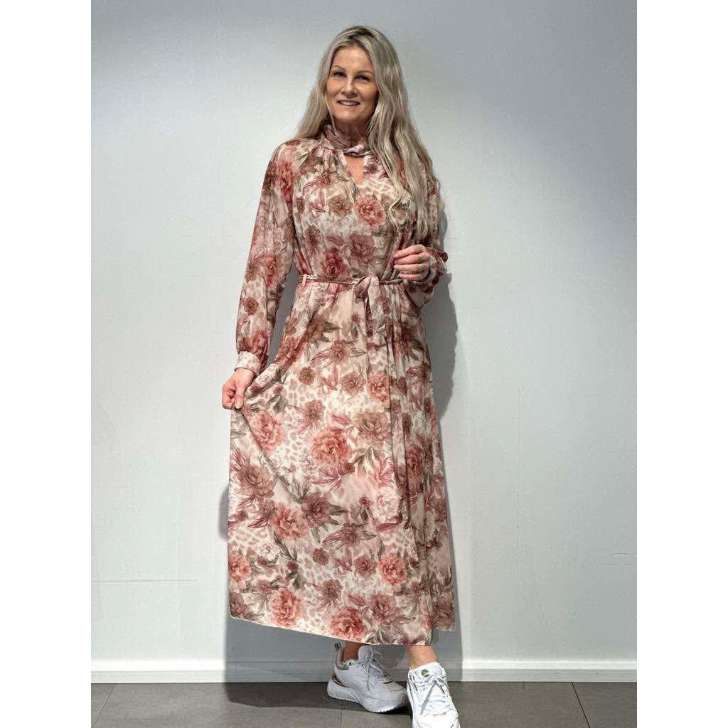ANE Kjole Beige