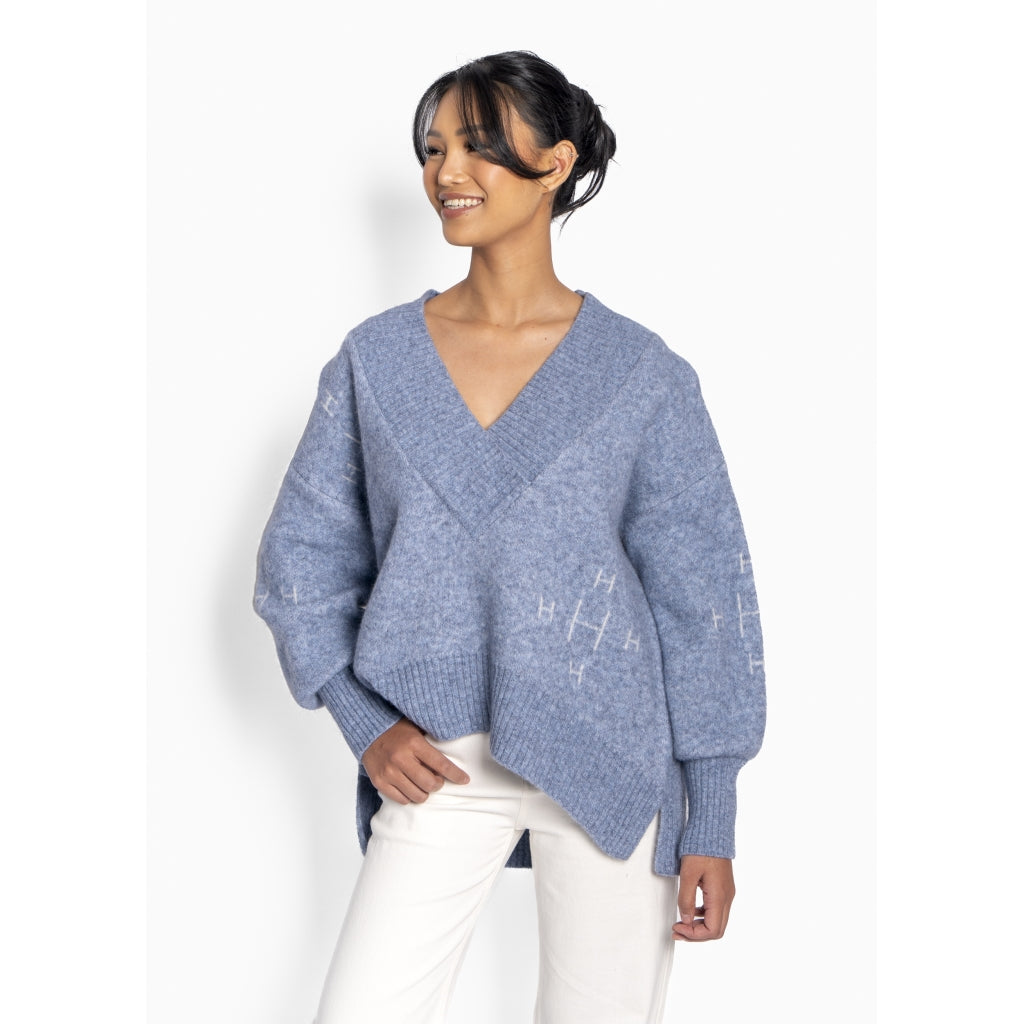FAM V-neck Sweater Blå