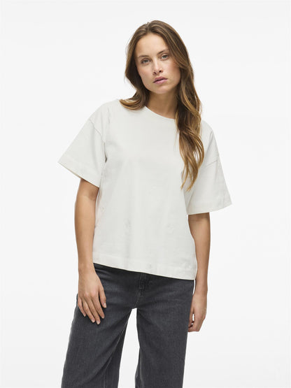 VIMONIE FLOWER EMB S/S O-NECK Klar Hvit
