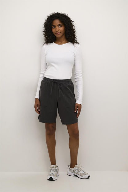 KAnaya Liah Shorts Black Oyster