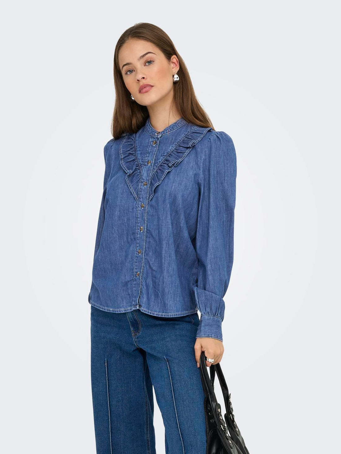 Onldasha-Sevigny L/s Frill Shirt Dnm Akm Mellomblå